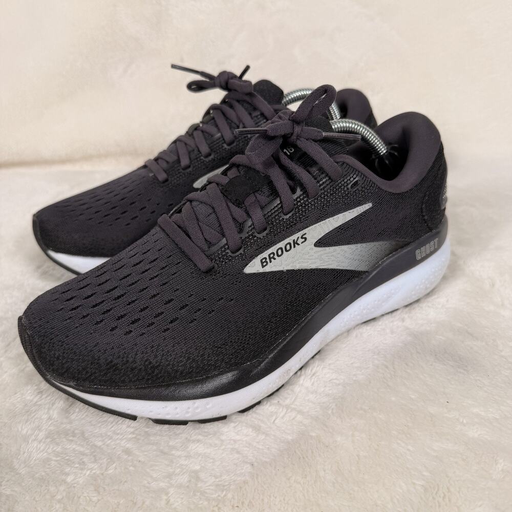 Brooks Ghost 16 Women’s Running Shoes Black White Size 8.5